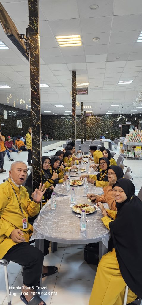 Jama'ah makan bersama
